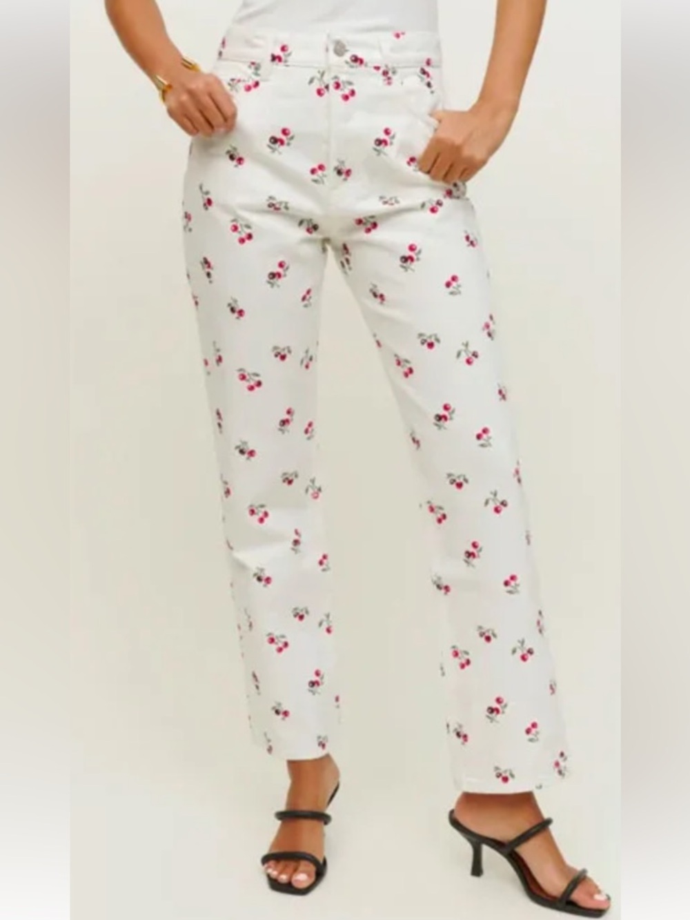 Reformation White Straight-Leg Jeans with Cherry Motif. Size 26 - Picture 2 of 14